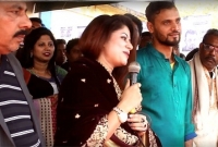 'এখন সবাই নিজের মতো করে ছবি তুলেন, সেলফি তুলেন, আমাদের জামাই এসেছে'