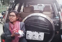 সর্বকনিষ্ঠ প্রার্থী ডা. সানসিলার ওপর হামলা