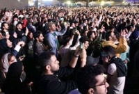 সৌদিতে ওপেন কনসার্টে প্রথমবারের মতো পুরুষদের সঙ্গে নাচলেন নারীরা