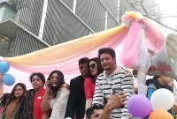 এফডিসি নয়, রাজপথেই দেখা মিলছে অভিনেতা-অভিনেত্রীদের