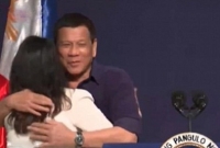 গৃহকর্মীকে যৌন নির্যাতনের প্রকাশ্যে বর্ণনা দেয়ায় সমালোচনার মুখে প্রেসিডেন্ট দুতার্তে