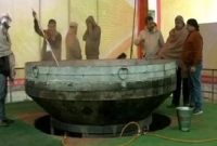 এক পাতিলে ৫ হাজার কেজি চালের খিচুড়ি রান্না!