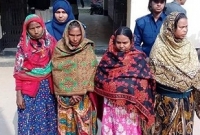 এই প্রথম ৪ মহিলা জুয়াড়ীর কারাদণ্ড!