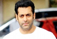 বন্ধুর মেয়েকে স্ত্রী বানাতে যাচ্ছেন সালমান খান! তবে...