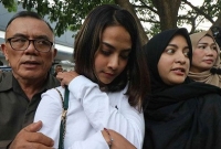  ধরা পড়লো সেলিব্রেটি ও মডেল নিয়ে গঠিত অনলাইনভিত্তিক পতিতা চক্র