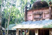 বাংলাদেশে প্রথম ইসলাম প্রচার হয় যে মসজিদ থেকে