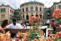 বিশ্বের যেসব দেশের সবাই ধনী!