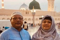 পবিত্র ওমরাহ করলেন ফারজানা ব্রাউনিয়া