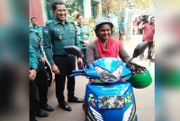 যেভাবে উদ্ধার হলো সংগ্রামী নারী শাহনাজের স্কুটি