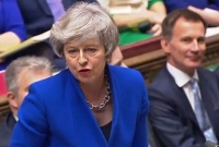 অনাস্থা ভোটে টিকে গেলেন ব্রিটিশ প্রধানমন্ত্রী তেরেসা মে