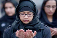 বিপদে পড়লে মহানবী (সাঃ) যে তিনটি দোয়া পাঠ করতে বলেছেন