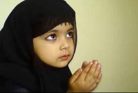 ভাগ্যবান লোকদের মহান আল্লাহ তালা নেয়ামত হিসাবে উপহার দেন কন্যা সন্তান!