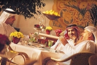 বদলে যাচ্ছে সৌদি আরব, রেষ্টুরেন্টে বাজবে গান