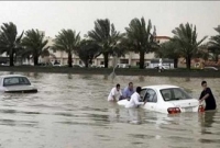 হঠাৎ বন্যা, একই সাথে ধূলিঝড়ে বিপাকে সৌদির জনগণ