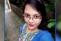 রাত ৯টায় সিঙ্গারা কিনে ফিরতেই ...!