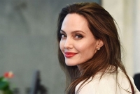 রোহিঙ্গা শরণার্থীদের দেখতে বাংলাদেশে আসছেন অ্যাঞ্জেলিনা জোলি