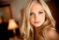 সুন্দরী নারী দেখলে পুরুষদের শরীরে কী হয়, জানালো গবেষণা!