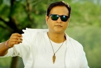 খুশিতে, ঠ্যালায় ফেসবুক কাঁপিয়ে দিলেন আসিফ আকবর!