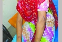 একজন দিত খুন্তির ছ্যাঁকা, আরেকজন করত ধর্ষণ!