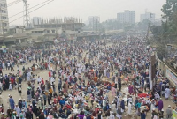 আখেরি মোনাজাতে অংশ নিতে মুসল্লিদের ঢল