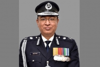 উন্নত হোটেল ছেড়ে ৫০০ টাকার সাধারণ একটি গেস্ট হাউজে থাকছেন আইজিপি