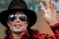 ৯/১১ এর হামলা থেকে মায়ের জন্য কপালজোরে বেঁচে গিয়েছিলেন মাইকেল জ্যাকসন