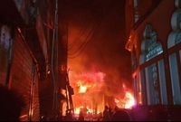 চকবাজারের চুড়িহাট্টায় ভয়াবহ আগুনে মৃতের সংখ্যা বেড়ে ৭০