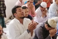 চুড়িহাট্টা শাহী মসজিদে কান্নার রোল