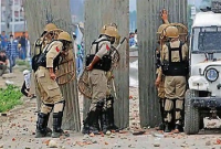 কাশ্মীর সীমান্তে ২৭ গ্রাম খালি করার নির্দেশ 