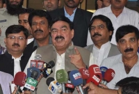 প্রতিটি সার্জিক্যাল স্ট্রাইকের কড়া জবাব দেওয়া হবে : পাক-মন্ত্রী