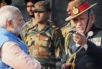 পাকিস্তানের বিরুদ্ধে যুদ্ধ, মোদিকে হুঁশিয়ার করে দিলেন উপদেষ্টা