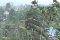 প্রবল ঝড়ে নিঝুম দ্বীপের শতাধিক বাড়ি বিধ্বস্ত, নিখোঁজ ২৩