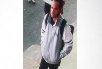 বিমানবন্দরের সিসি ক্যামেরায় নার্ভাস দেখাচ্ছিল পলাশকে