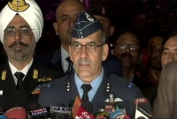 ‘আটক পাইলটকে ফিরে পাওয়ার পরই জবাব দিবে ভারত’