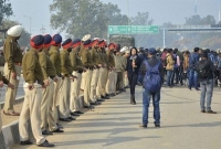 বিমানে নয়, ওয়াঘা সীমান্ত দিয়ে ভারতীয় পাইলটকে হস্তান্তর