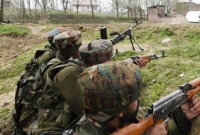 এখনও চলছে লড়াই, কাশ্মীরে সংঘর্ষে নিহত ৪