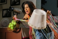 ভাগ্যের জোরে বেঁচে গেলেন বুবলী