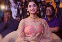 সঙ্গে সব সময় আম্মু থাকেন, প্রেম হবে কীভাবে: পূজা চেরি