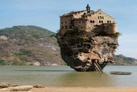 পাঁচশত বৎসর আগে এক অলৌকিক ঘটনায় মালদ্বীপে ব্যাপকভাবে ইসলামের আলো ছড়িয়ে পড়ে