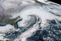 ভয়াবহ বোম্ব সাইক্লোনের আঘাত, ৩১০০ ফ্লাইট বাতিল