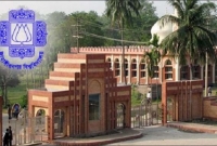 জাবির আবাসিক ছাত্রী হল থেকে ট্রাঙ্কবন্দি নবজাতক উদ্ধার