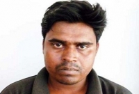 নিজ কন্যাকে পতিতালয়ে বিক্রির সময় আটক বাবা