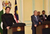 এরদোগান ও মাহাথিরই মুসলিম বিশ্বকে সঠিক নেতৃত্ব দিচ্ছেন: ইমরান খান