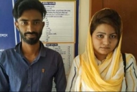 প্রেমিক যুগলের বিয়ে হলো থানায়, দাঁড়িয়ে দাঁড়িয়ে দেখতে হলো দুই পরিবারকে