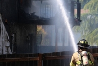 বাসাবাড়িতে আগুন লাগলে যে কাজগুলো কখনও করবেন না