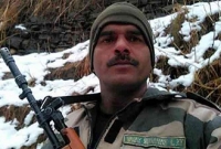 মোদির বিরুদ্ধে প্রার্থী হচ্ছেন বরখাস্ত বিএসএফ জওয়ান তেজ বাহাদুর যাদব!