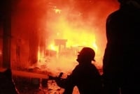 চট্টগ্রামে সুপার মলে আগুন