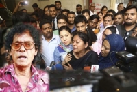 টেলি সামাদের জানাজা নিয়ে সৎ ভাই-বোনের দ্বন্দ্ব