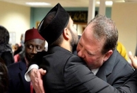 মাতাল অবস্থায় মসজিদে গুলি করতে গিয়ে উল্টো ইসলাম ধর্ম গ্রহণ