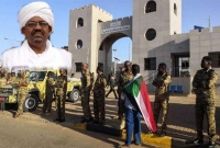 সুদানে সেনা অভ্যুত্থান, সেনা হাতে গ্রেফতার প্রেসিডেন্ট